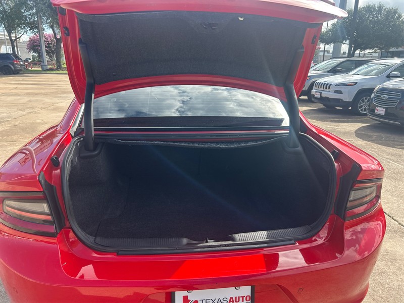 Dodge Charger Vehicle Full-screen Gallery Image 10