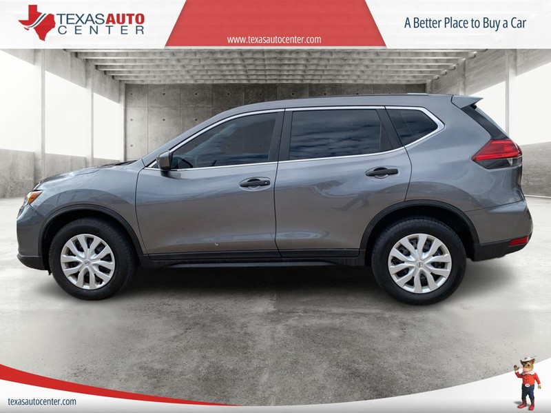 Nissan Rogue Vehicle Full-screen Gallery Image 05