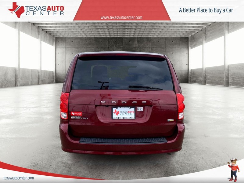 Dodge Grand Caravan Vehicle Full-screen Gallery Image 06