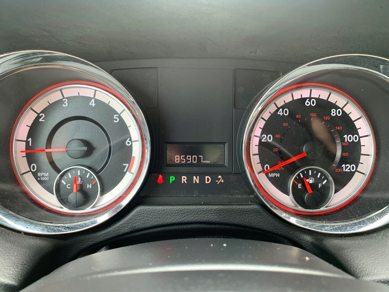 Dodge Grand Caravan Vehicle Full-screen Gallery Image 13