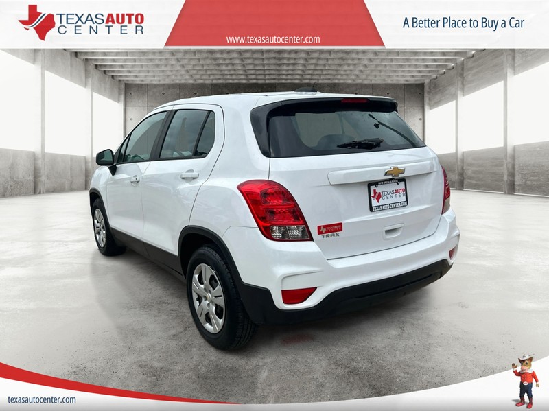 Chevrolet Trax Vehicle Full-screen Gallery Image 08