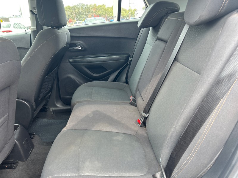 Chevrolet Trax Vehicle Full-screen Gallery Image 10