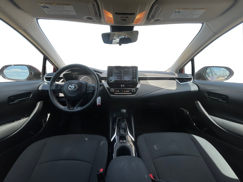 Toyota Corolla Vehicle Full-screen Gallery Image 12