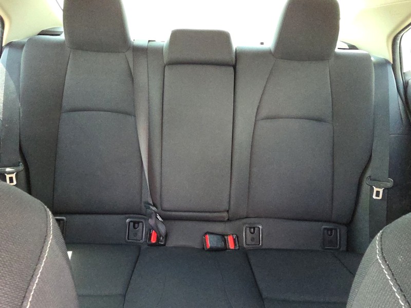 Toyota Corolla Vehicle Full-screen Gallery Image 12