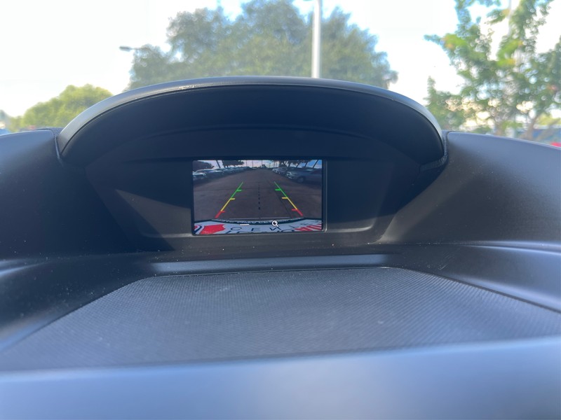 Ford Escape Vehicle Full-screen Gallery Image 17