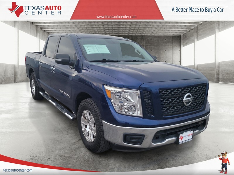 Nissan Titan Vehicle Full-screen Gallery Image 01