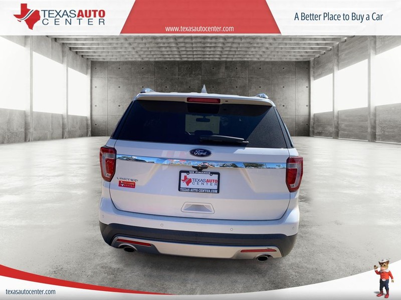 Ford Explorer Vehicle Full-screen Gallery Image 06