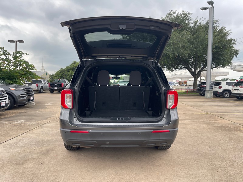 Ford Explorer Vehicle Full-screen Gallery Image 10