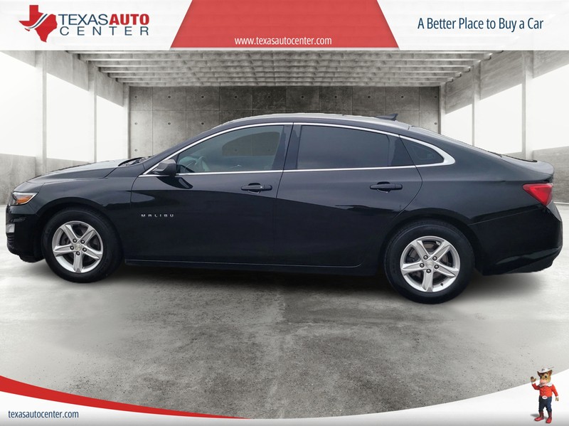 Chevrolet Malibu Vehicle Full-screen Gallery Image 05