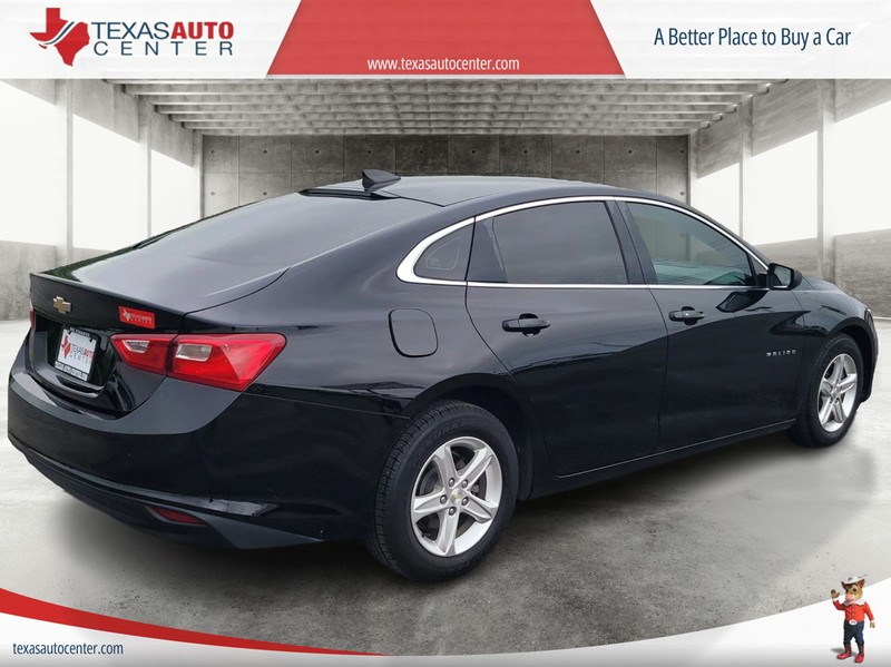 Chevrolet Malibu Vehicle Full-screen Gallery Image 07