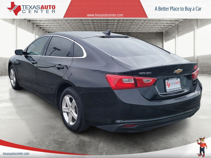 Chevrolet Malibu Vehicle Full-screen Gallery Image 08