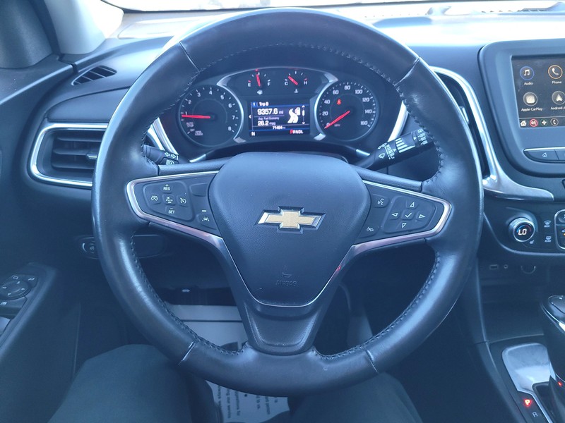 Chevrolet Equinox Vehicle Full-screen Gallery Image 14
