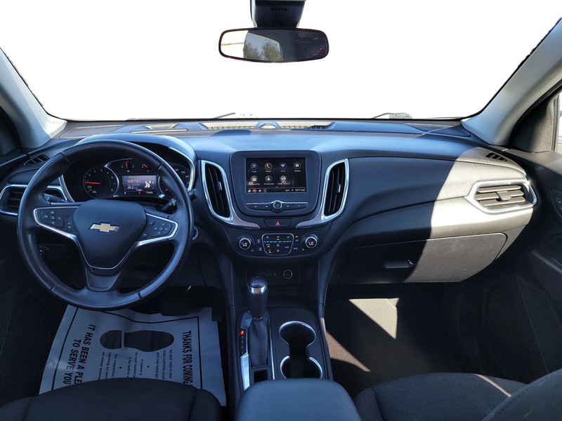 Chevrolet Equinox Vehicle Full-screen Gallery Image 16
