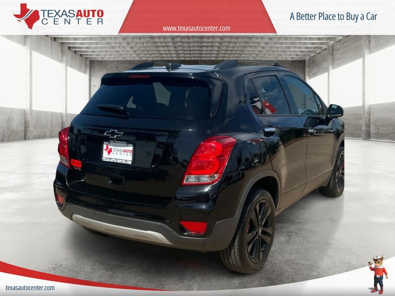 Chevrolet Trax Vehicle Full-screen Gallery Image 06