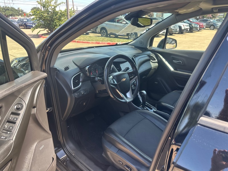Chevrolet Trax Vehicle Full-screen Gallery Image 08
