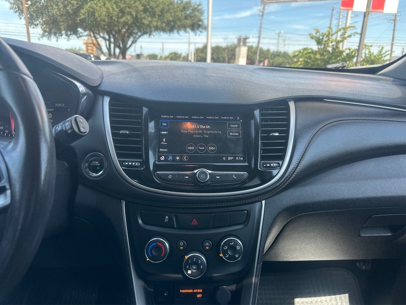 Chevrolet Trax Vehicle Full-screen Gallery Image 11
