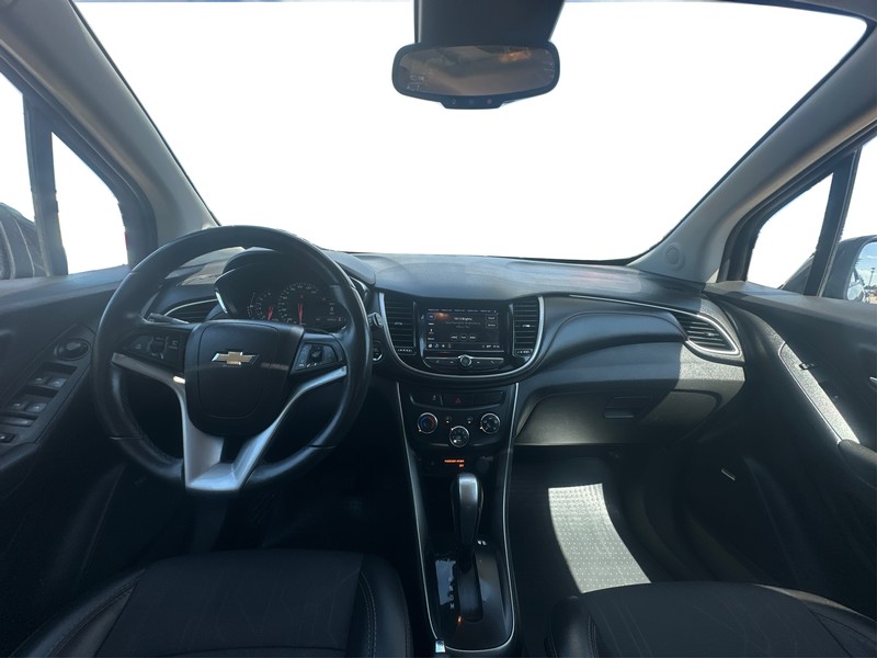 Chevrolet Trax Vehicle Full-screen Gallery Image 15