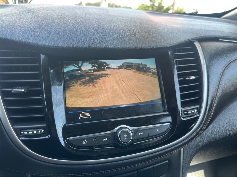 Chevrolet Trax Vehicle Full-screen Gallery Image 16