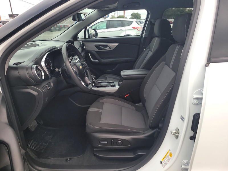Chevrolet Blazer Vehicle Full-screen Gallery Image 09