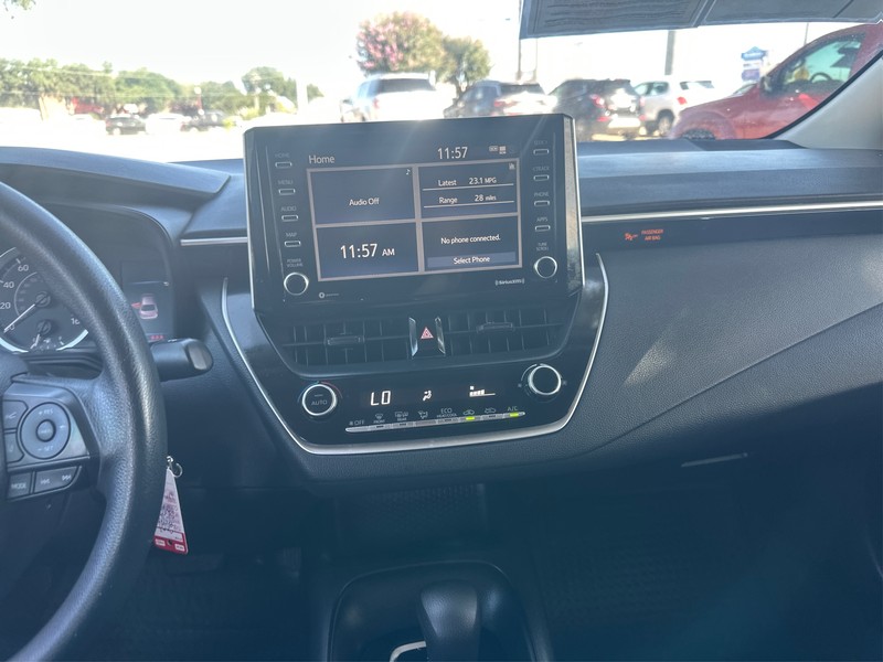 Toyota Corolla Vehicle Full-screen Gallery Image 12