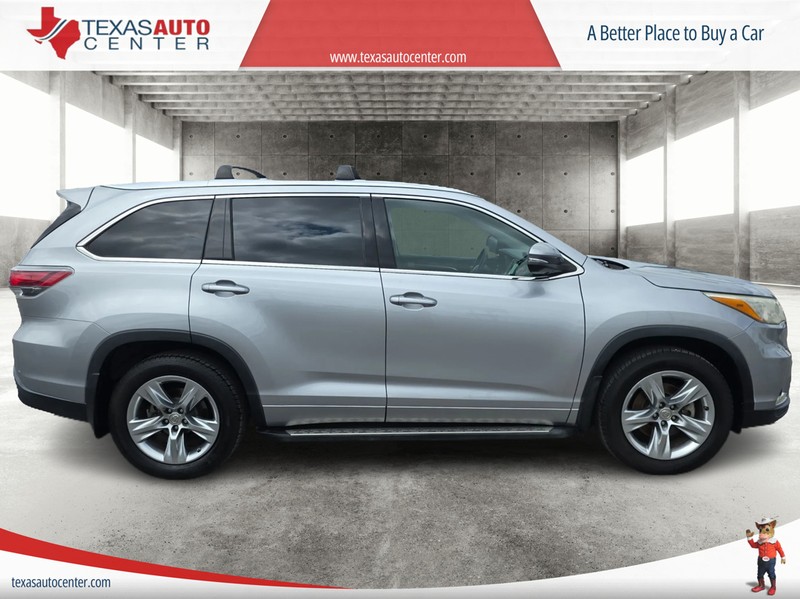 Toyota Highlander Vehicle Full-screen Gallery Image 4