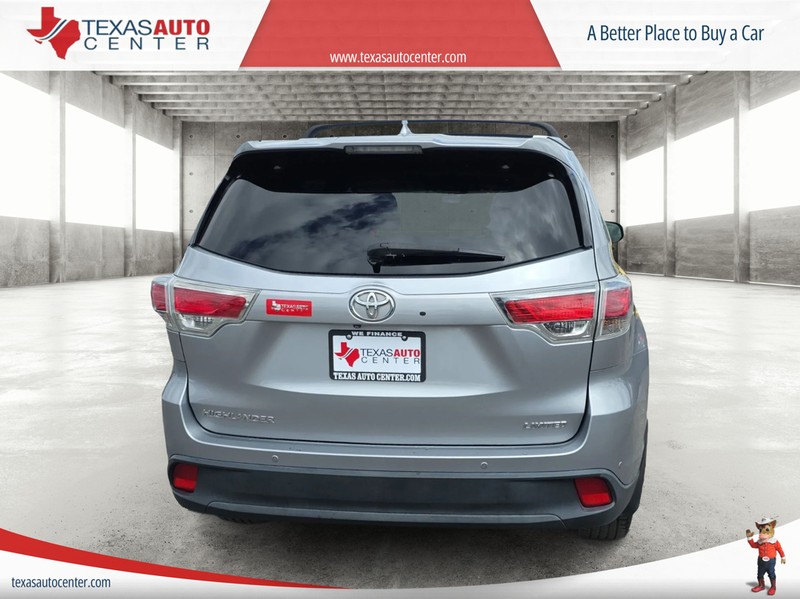 Toyota Highlander Vehicle Full-screen Gallery Image 6