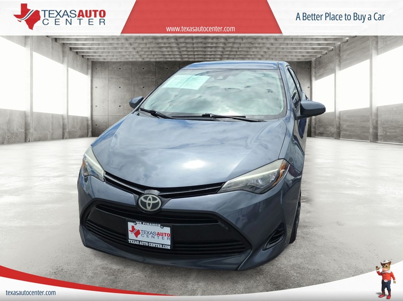 Toyota Corolla Vehicle Full-screen Gallery Image 3
