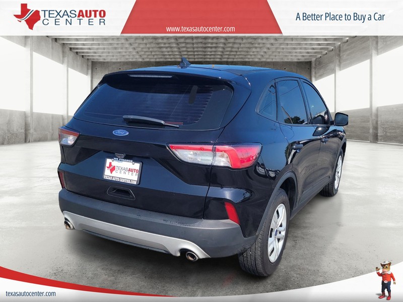Ford Escape Vehicle Full-screen Gallery Image 07