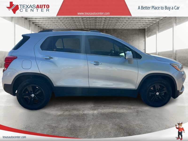 Chevrolet Trax Vehicle Full-screen Gallery Image 04