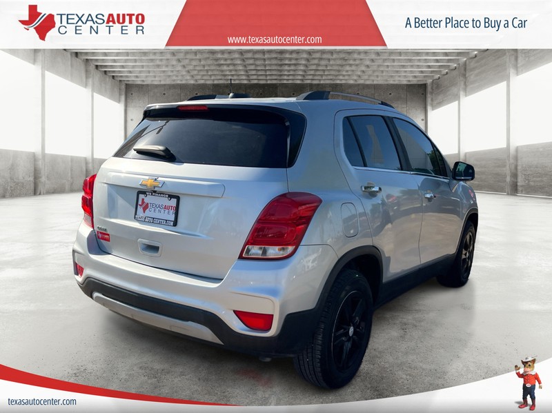 Chevrolet Trax Vehicle Full-screen Gallery Image 07