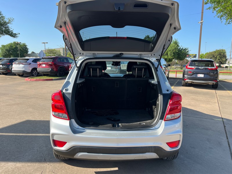 Chevrolet Trax Vehicle Full-screen Gallery Image 11