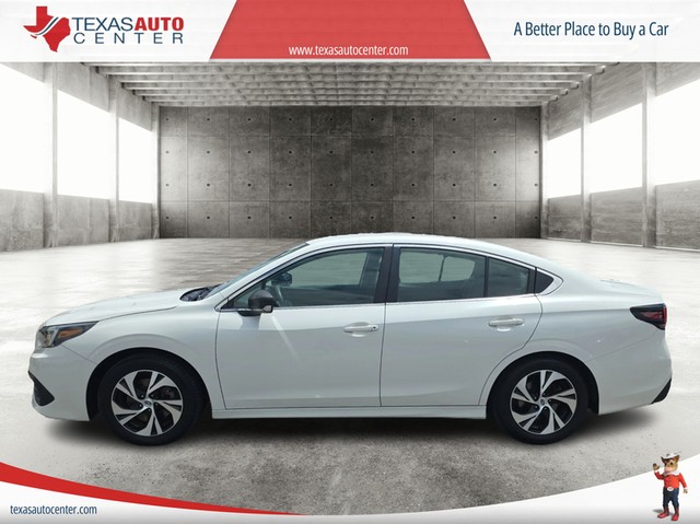 Subaru Legacy Vehicle Full-screen Gallery Image 07