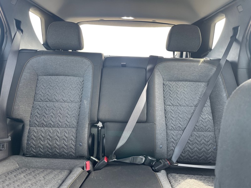 Chevrolet Equinox Vehicle Full-screen Gallery Image 10