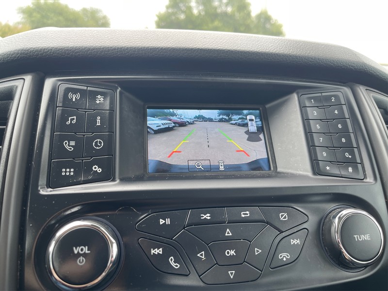 Ford Ranger Vehicle Full-screen Gallery Image 12