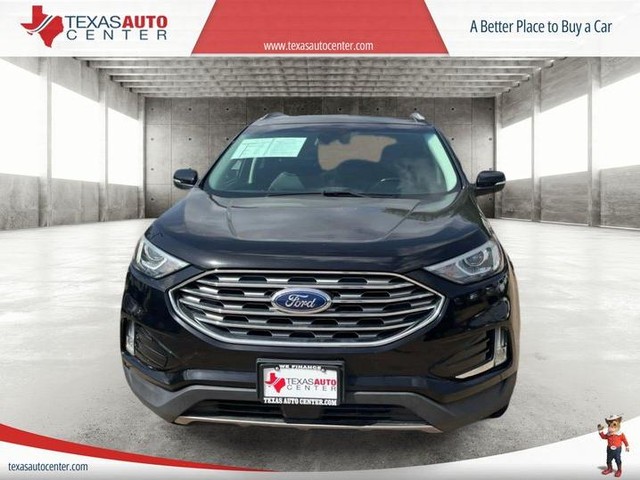 Ford Edge Vehicle Full-screen Gallery Image 3
