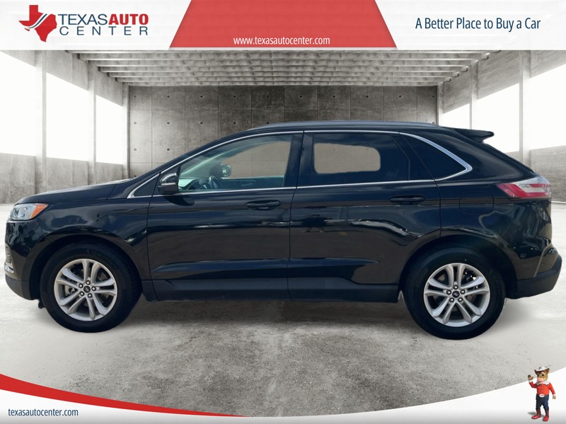 Ford Edge Vehicle Full-screen Gallery Image 4