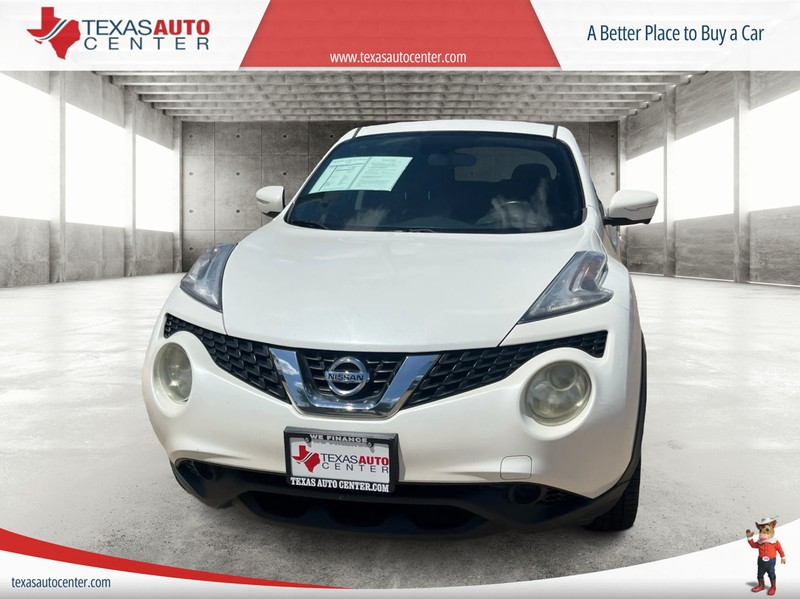 Nissan JUKE Vehicle Full-screen Gallery Image 3