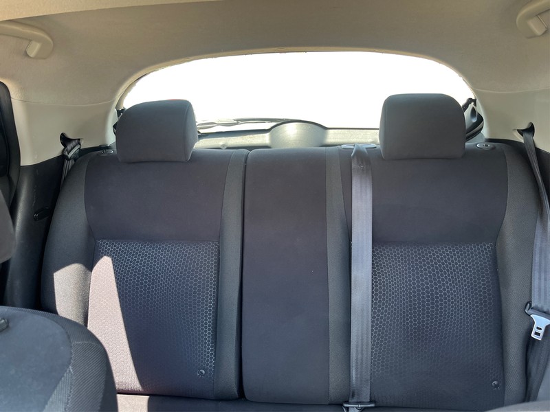 Nissan JUKE Vehicle Full-screen Gallery Image 13