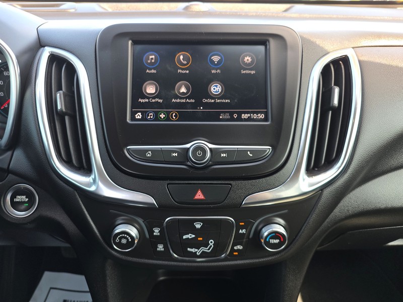 Chevrolet Equinox Vehicle Full-screen Gallery Image 12