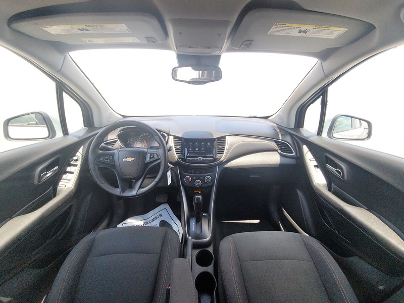 Chevrolet Trax Vehicle Full-screen Gallery Image 15