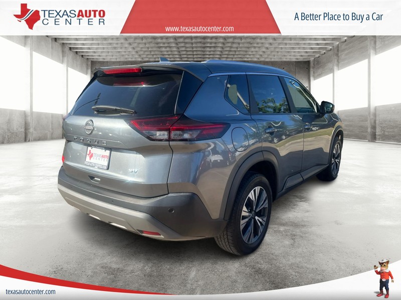 Nissan Rogue Vehicle Full-screen Gallery Image 7