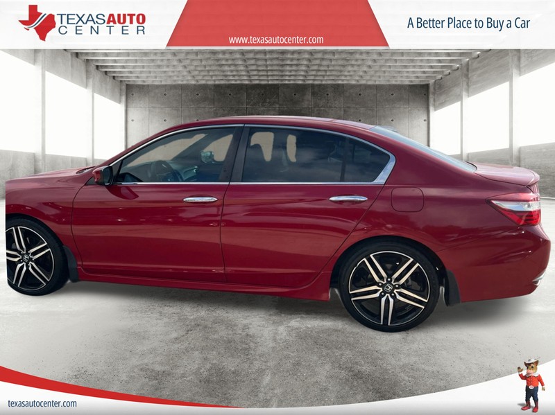 Honda Accord Sedan Vehicle Full-screen Gallery Image 5