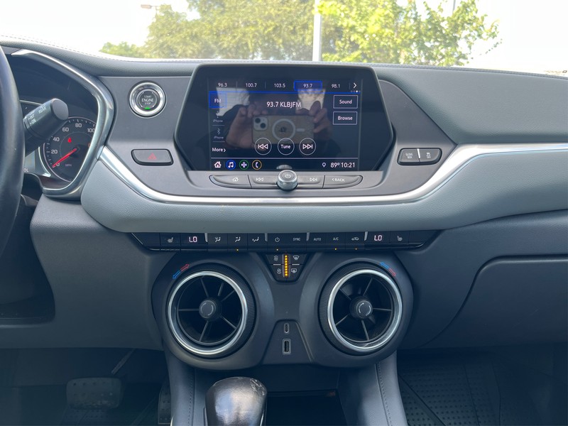 Chevrolet Blazer Vehicle Full-screen Gallery Image 12