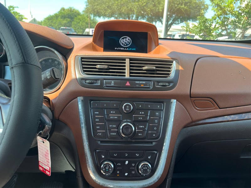 Buick Encore Vehicle Full-screen Gallery Image 12