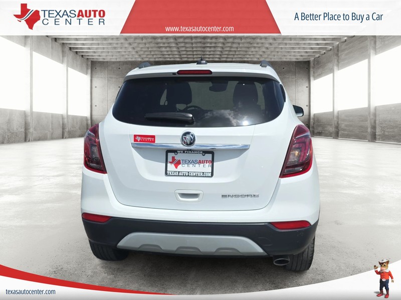 Buick Encore Vehicle Full-screen Gallery Image 06