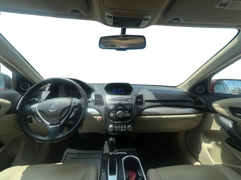 Acura RDX Vehicle Full-screen Gallery Image 16