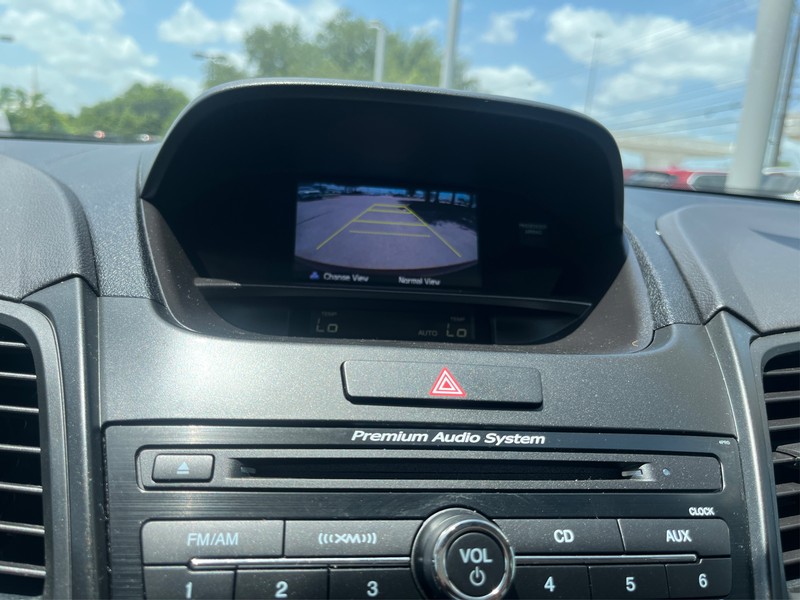 Acura RDX Vehicle Full-screen Gallery Image 17