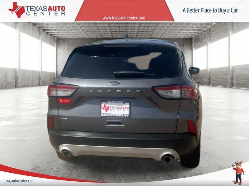 Ford Escape Vehicle Full-screen Gallery Image 6