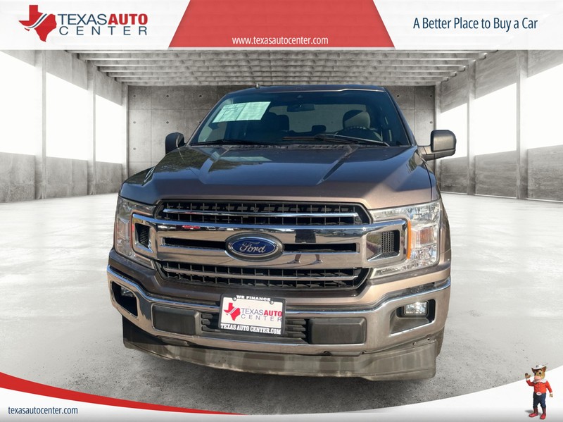 Ford F-150 Vehicle Full-screen Gallery Image 3