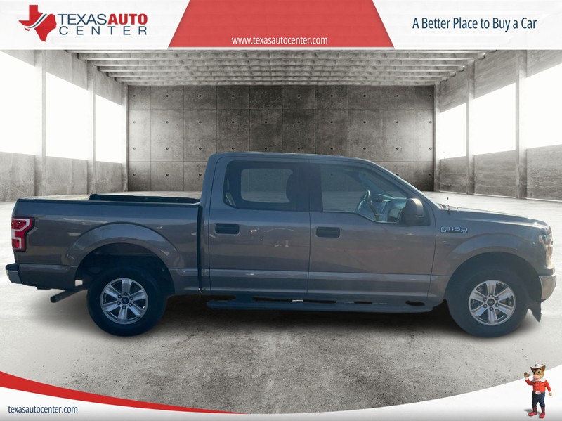 Ford F-150 Vehicle Full-screen Gallery Image 4